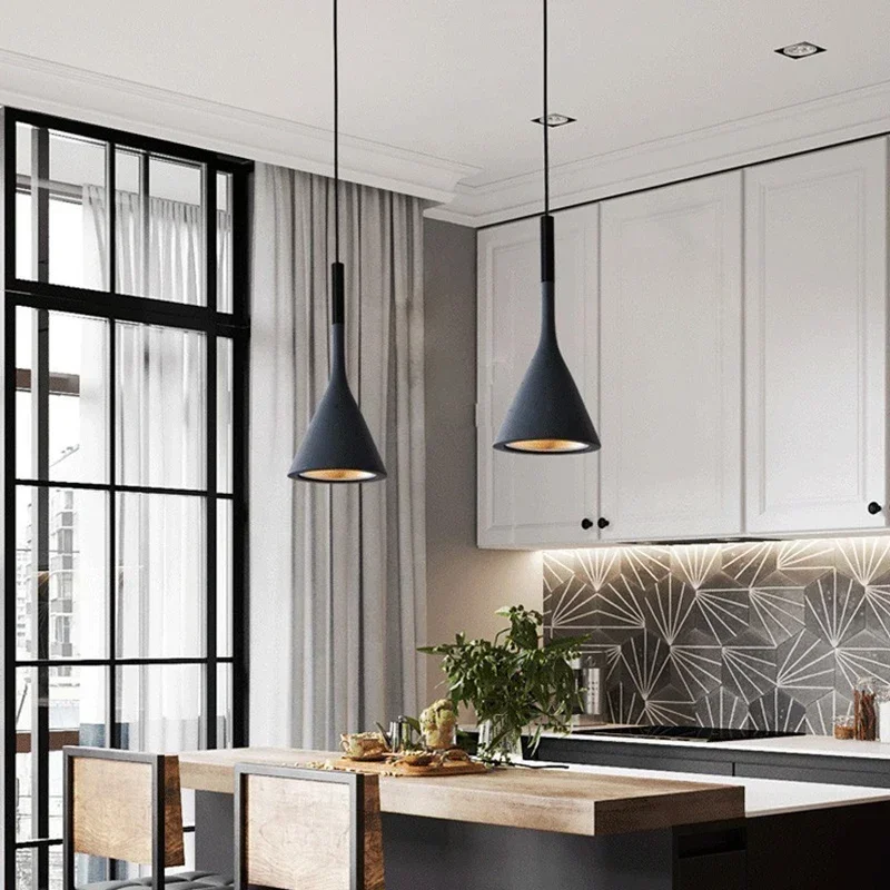 Kitchen Appliances In White - Luces colgantes Led modernas, luz blanca
